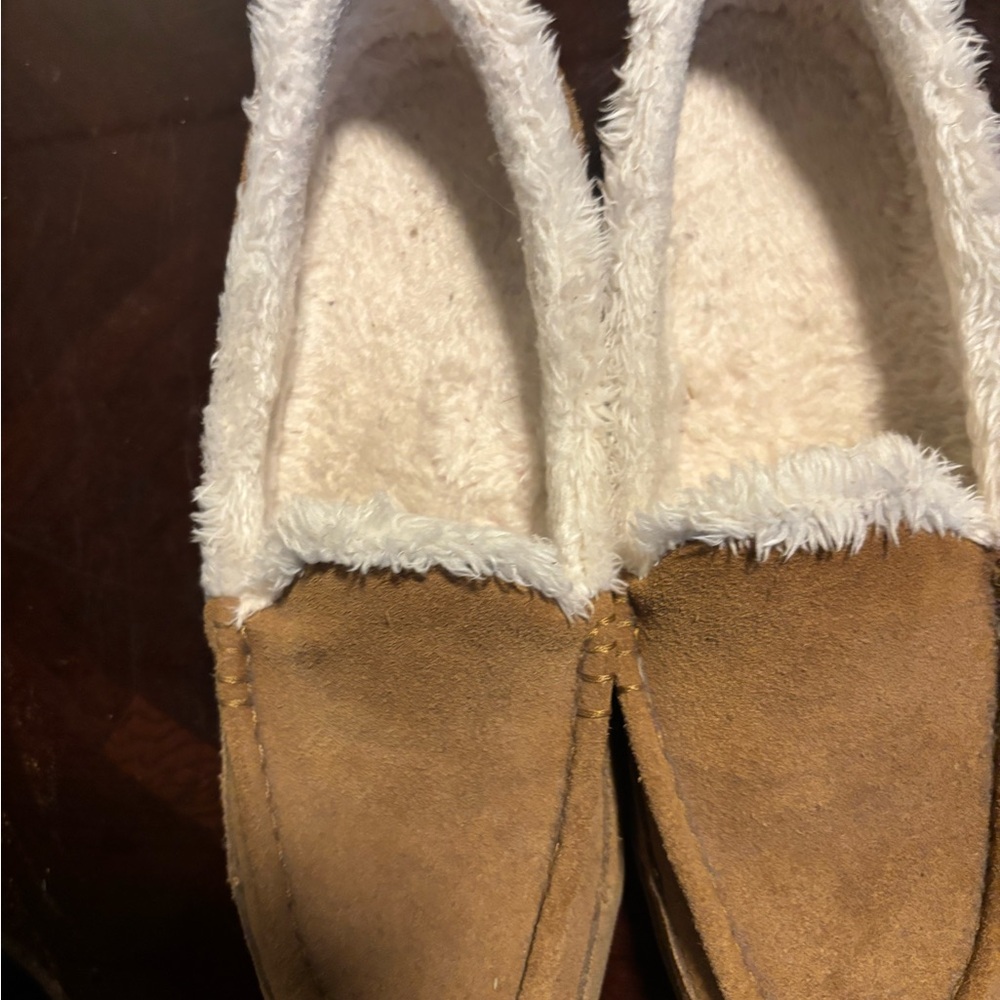 Cozy and warm Tan Women's Slippers